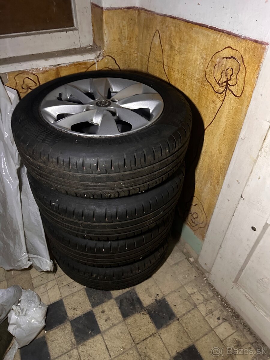 Elektróny s letnými pneu 185/65/R15