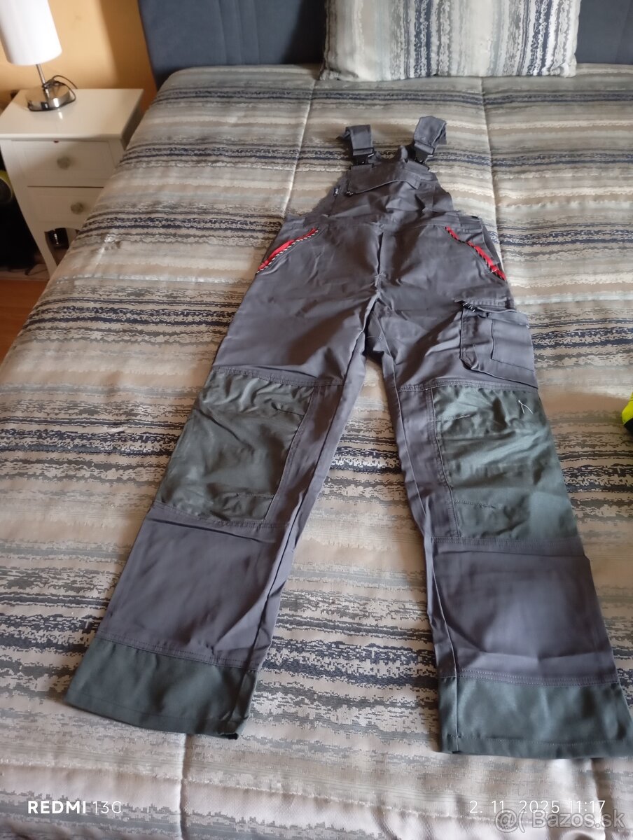 Predám pracovné oblečenie montérky