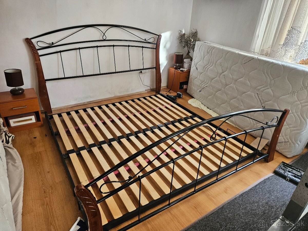 Manželská postel 200X180
