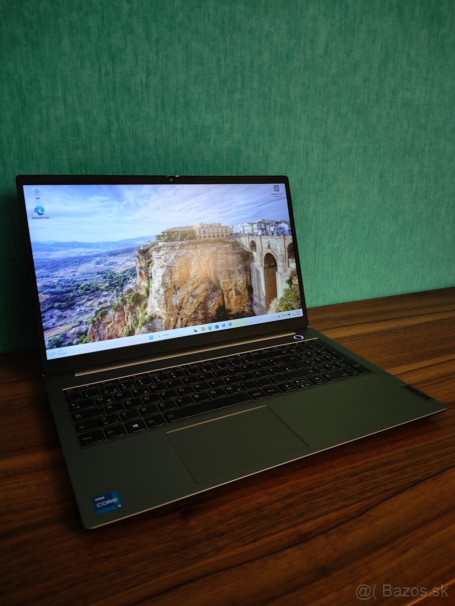 ThinkBook G2 i5 • 8GB • 256GB SSD