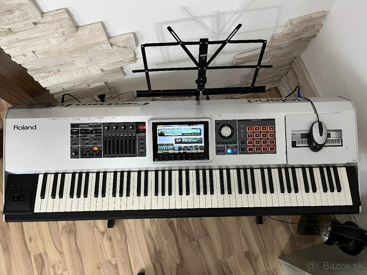 Roland Fantom G 8