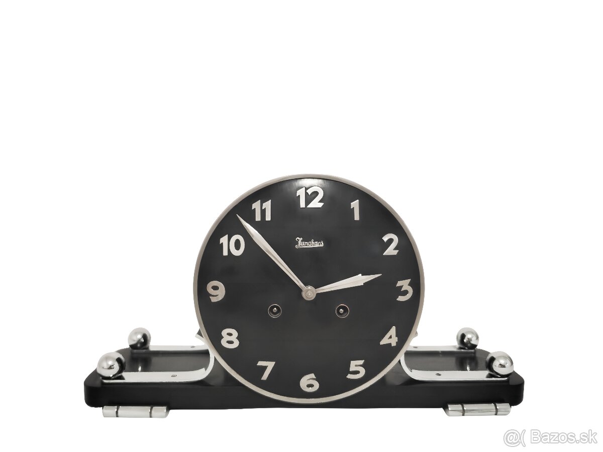 funkcionalistické hodiny Junghans