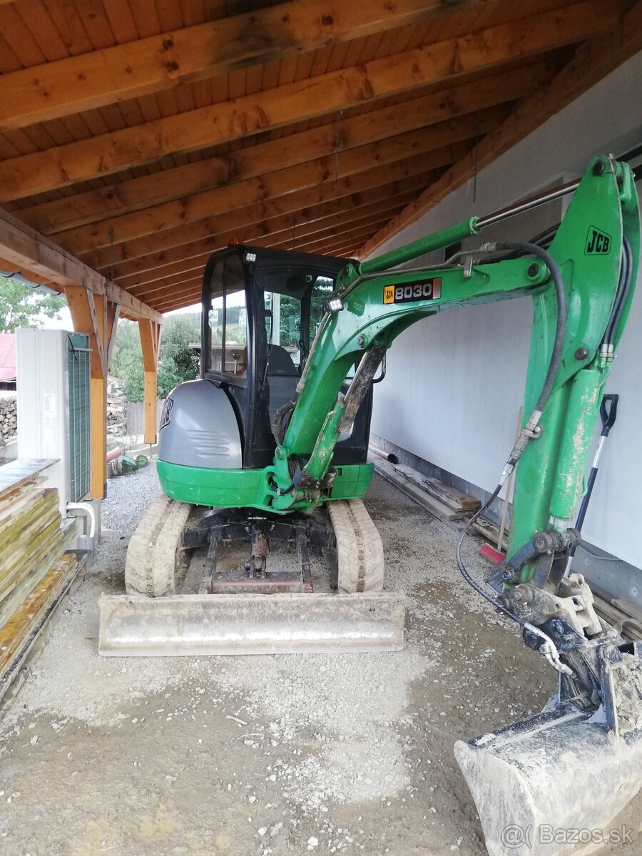 Minibager Jcb 8030
