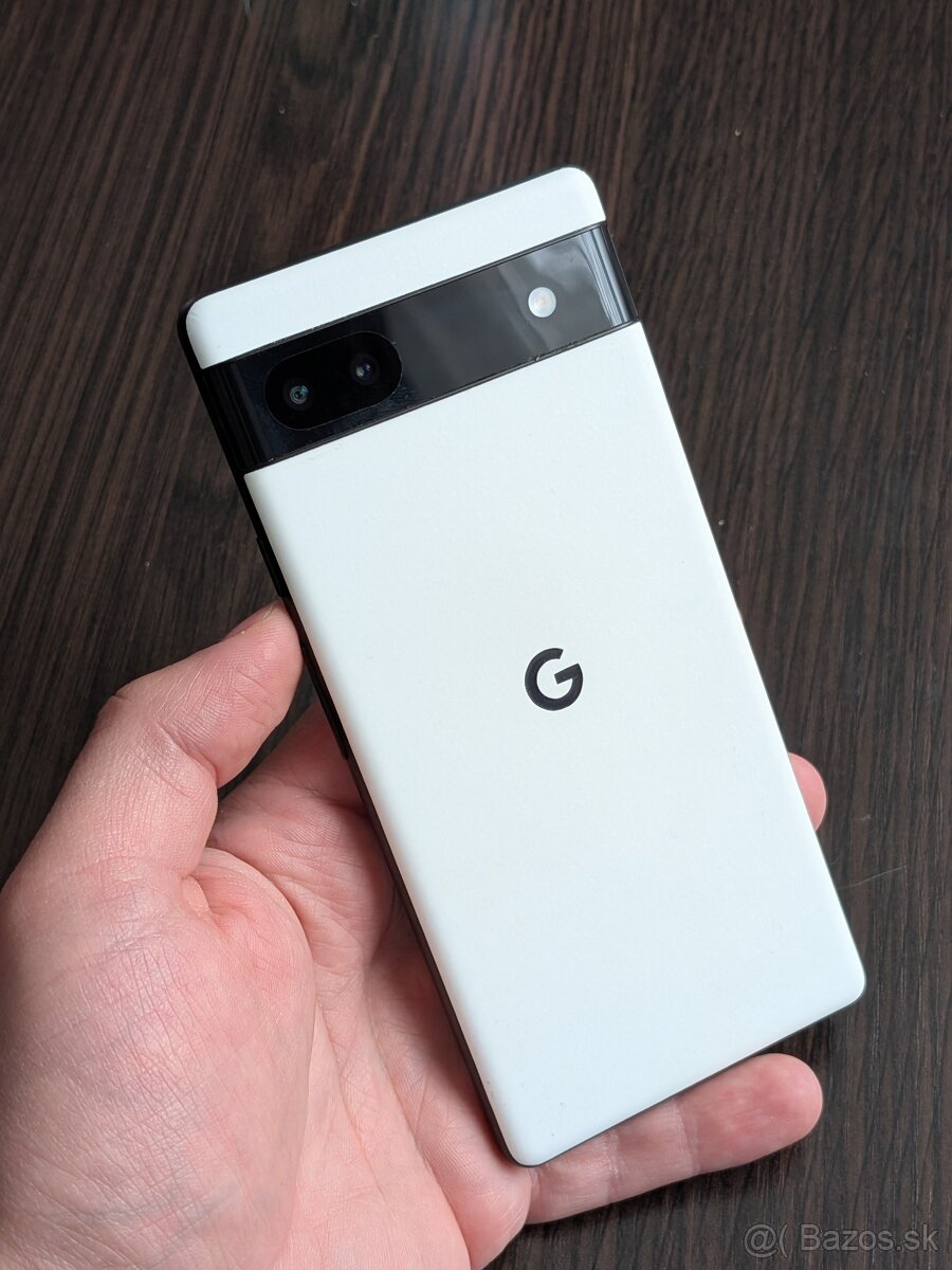 PREDÁM GOOGLE PIXEL 6A | Čierny+ Biely DBRAND skin 128GB