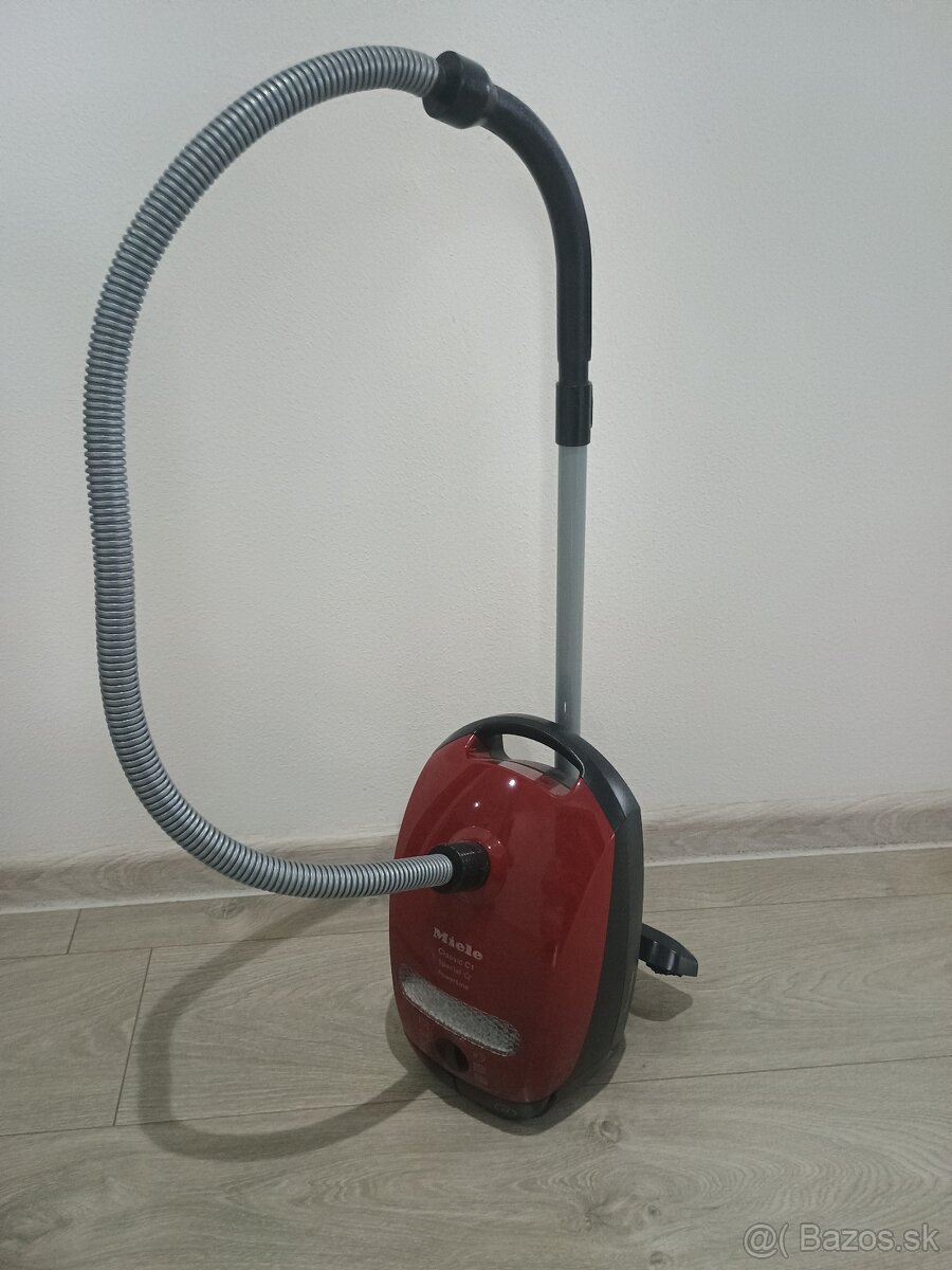 Predám detský vysávač Miele