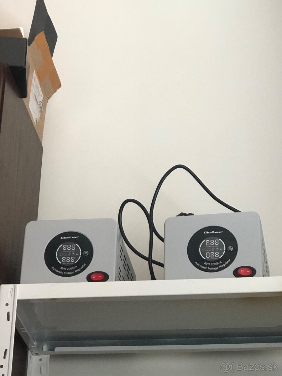 Stabilizátory napätie 1600w 2ks