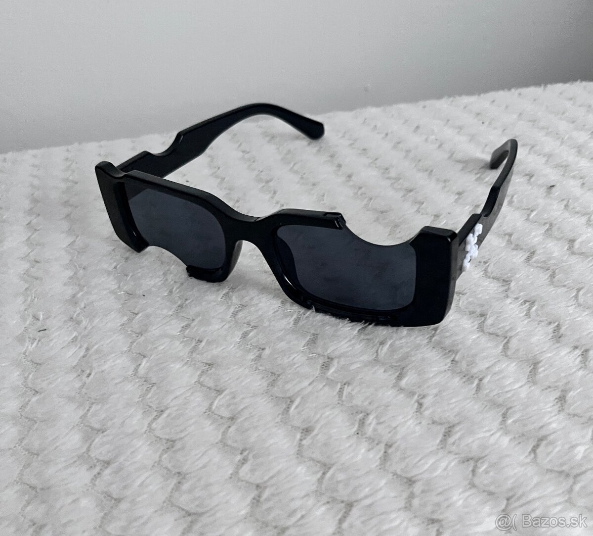 Off-white okuliare Levice