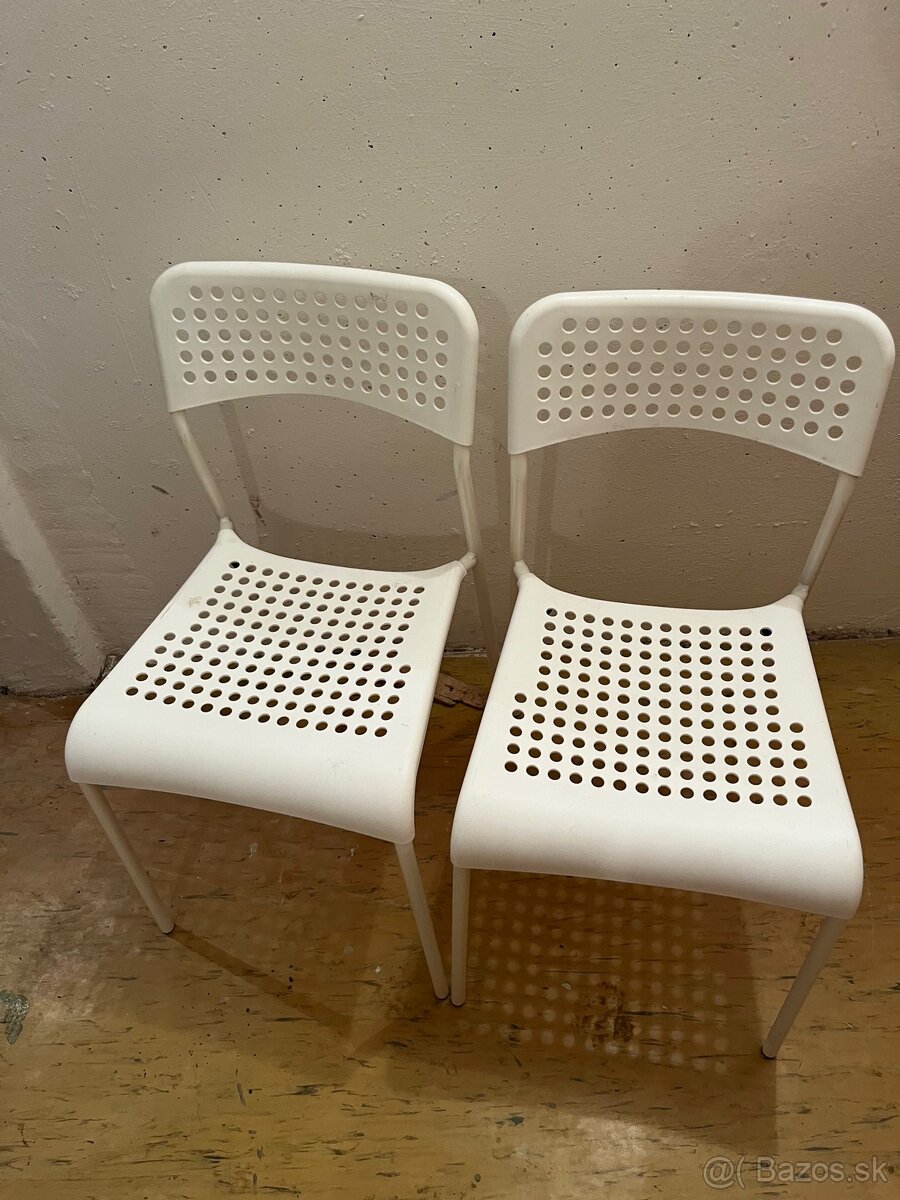 IKEA stoličky Adde 2x + podsedáky