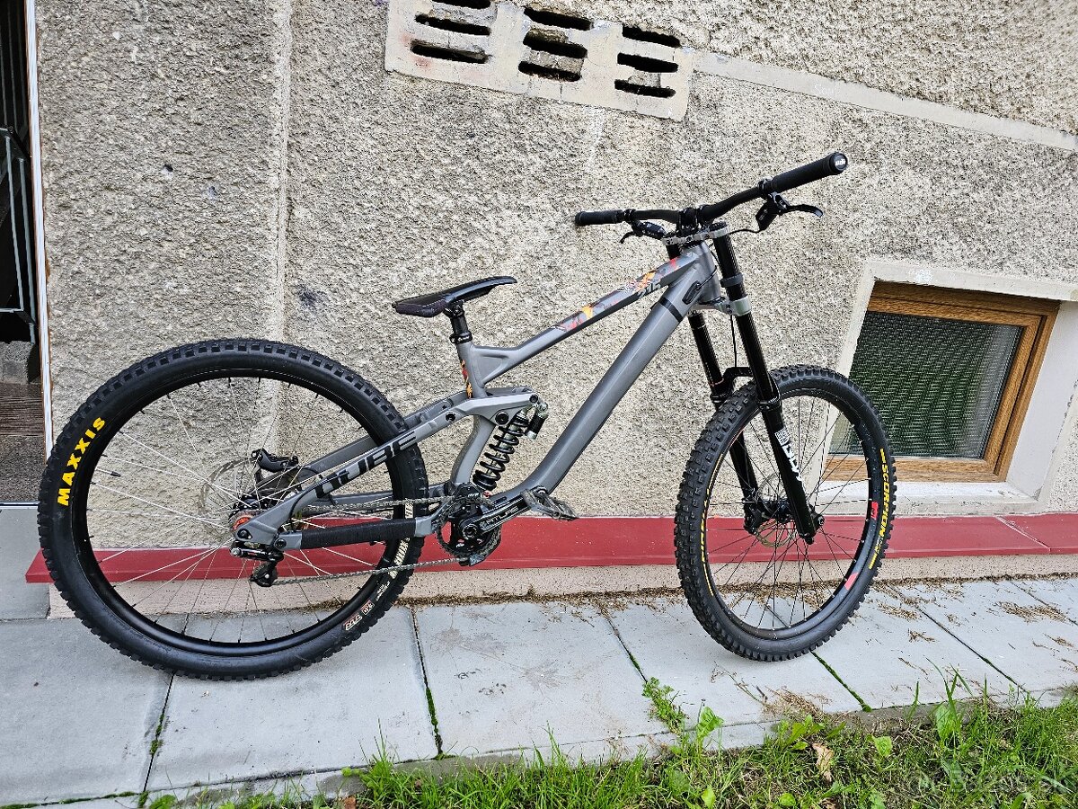 Cube two15 pro velkost L