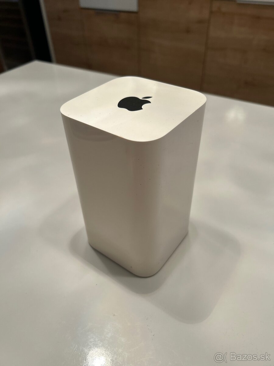 Apple AirPort Extreme A1521 (6. generácia) - plne funkcny