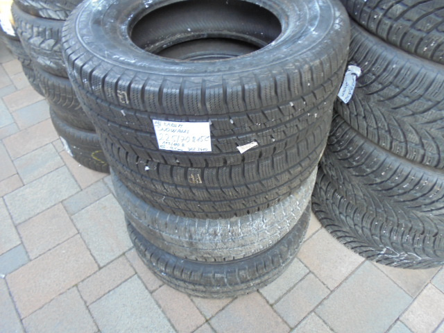 Barum SNOVANIS 225/70 R 15C 112/110R č.8z