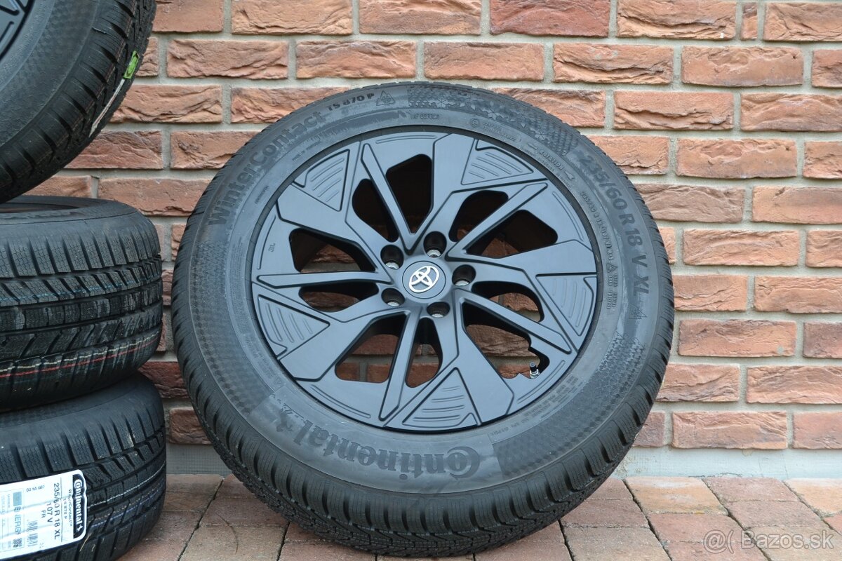 5x114,3 R18 Zimna sada Org. Toyota bZ4X + 235/60 R18 Cont.
