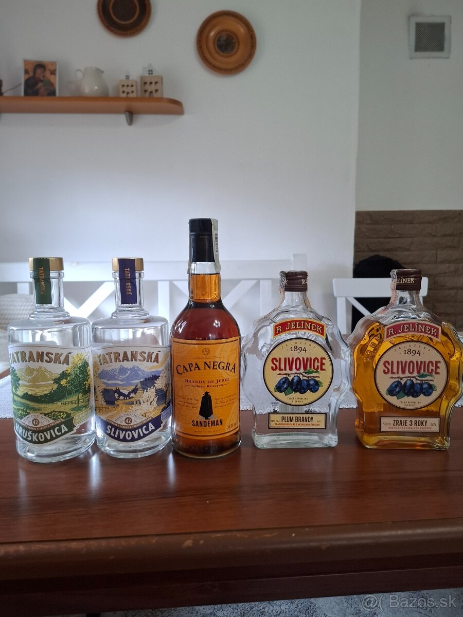 Predám kvalitný alkohol z archívu.