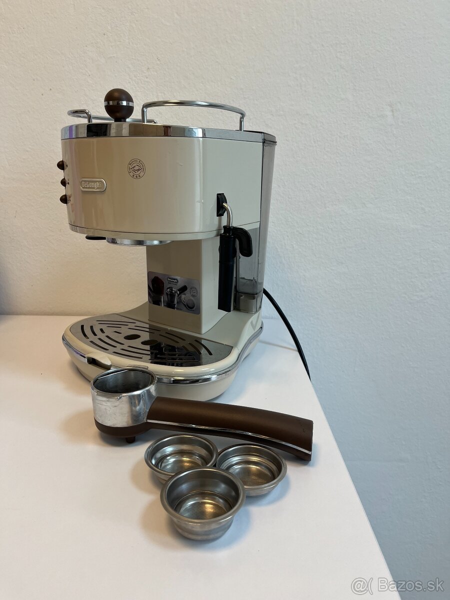Pákový kávovar DeLonghi Icona Vintage