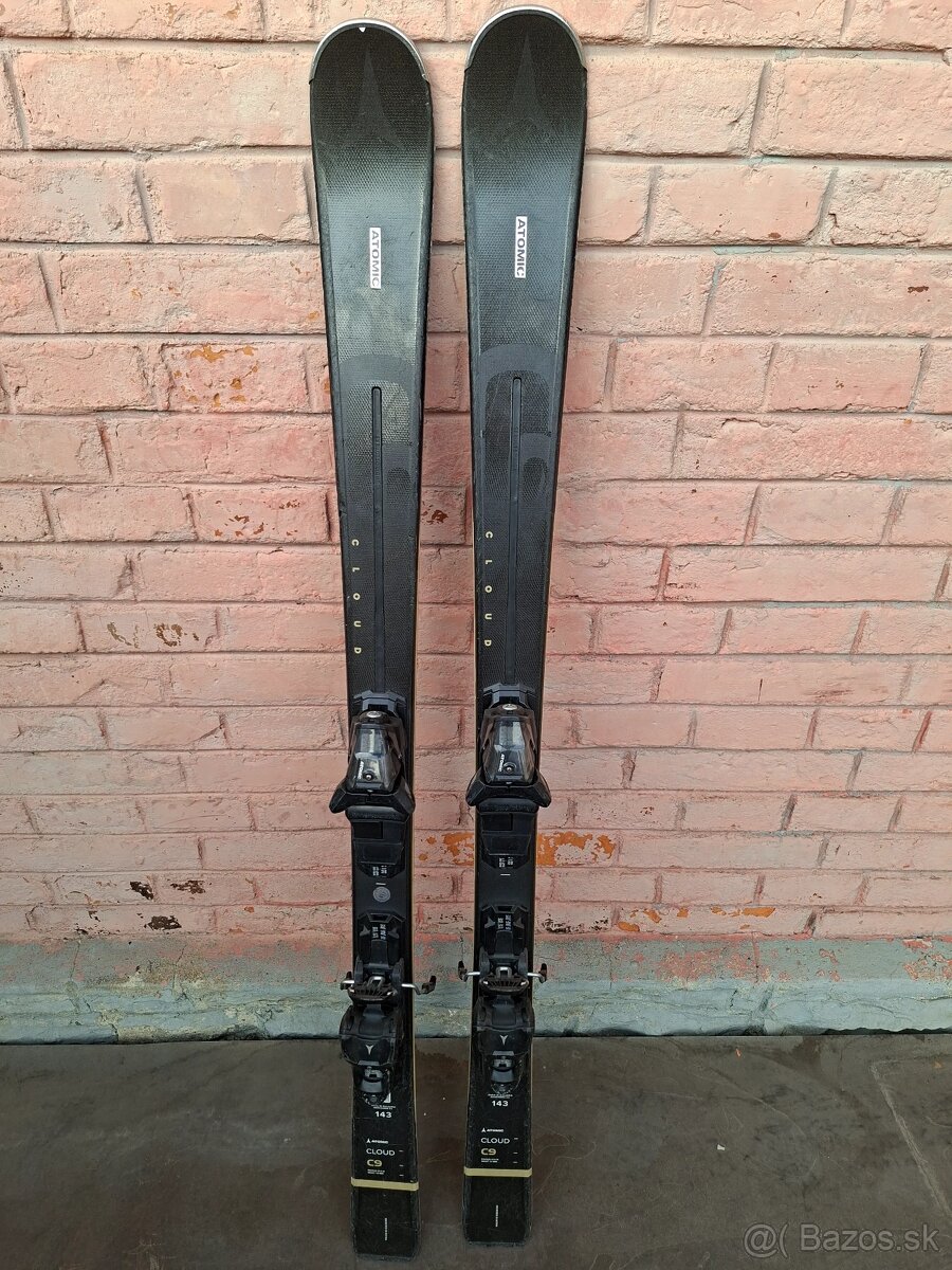 Používané dámske lyže Atomic Cloud 9 143 cm