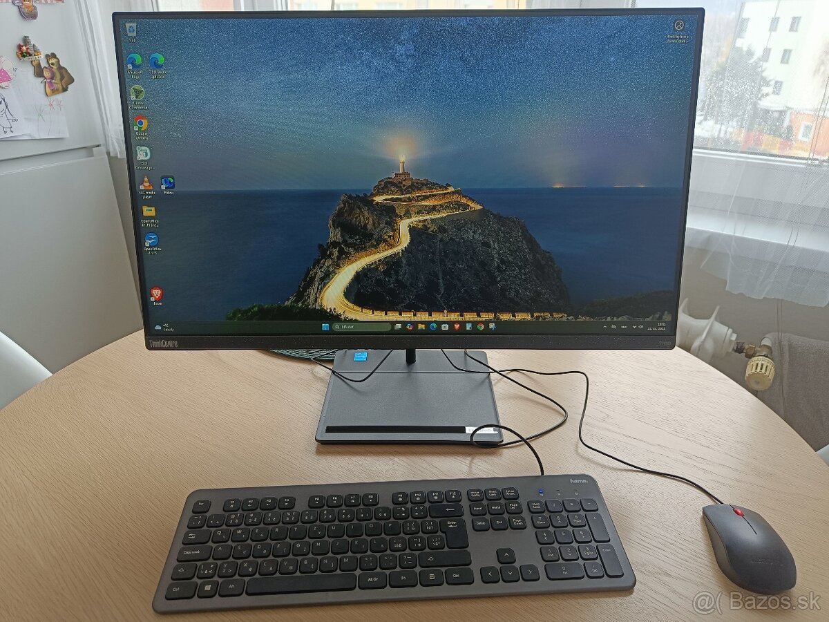Lenovo AIO ThinkCentre neo i5