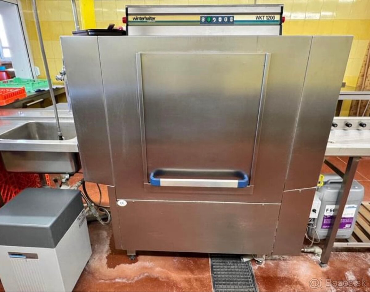 Mycí stroj s automatickým posuvem košu Winterhalter WKT 1200