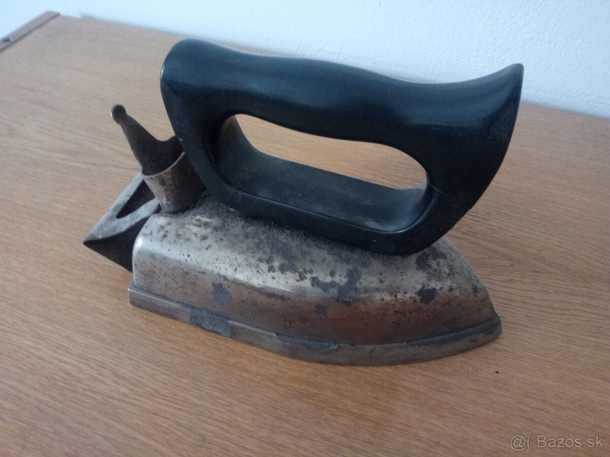 Retro zehlicka elektricka nalezovy stav