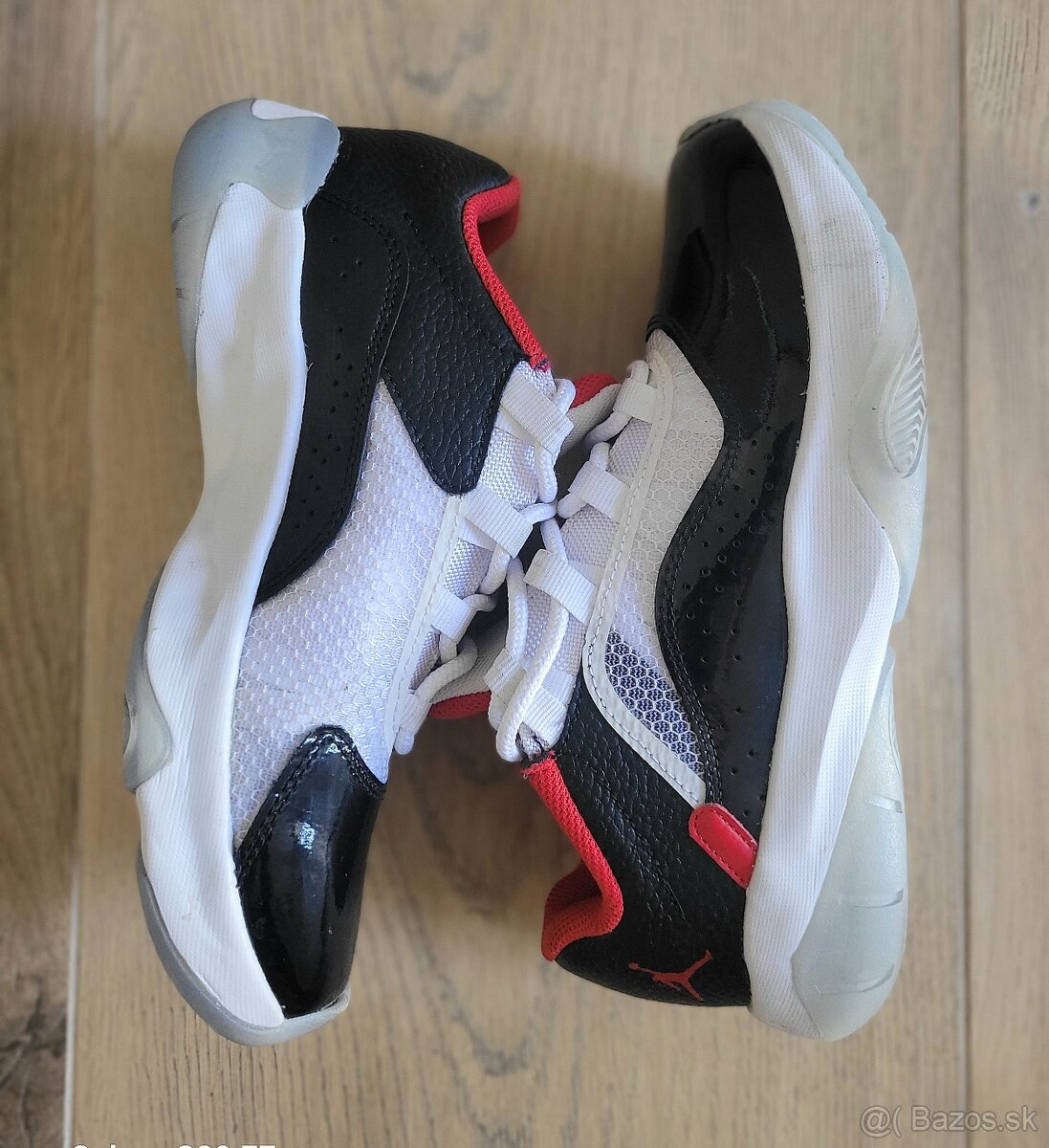 Air Jordan 11 CMFT low