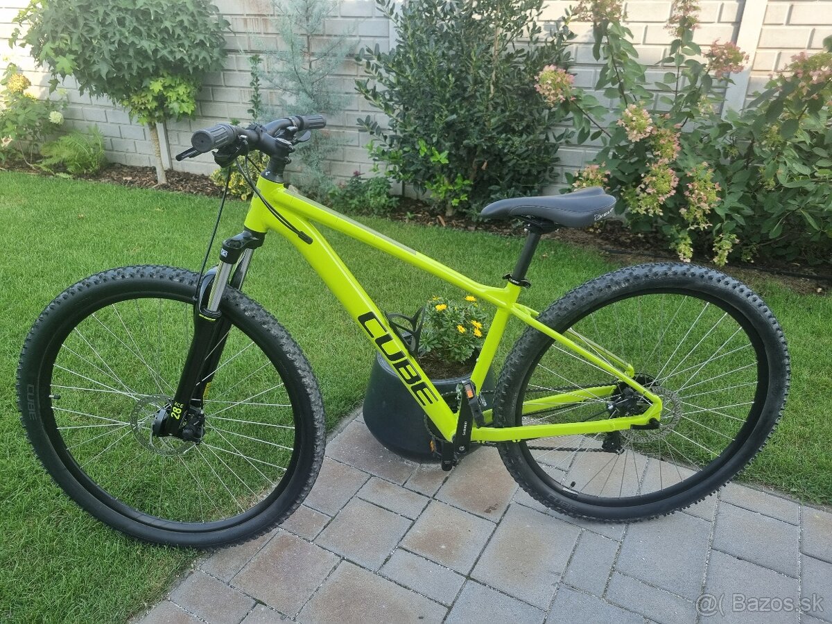 Horský bicykel-CUBE
