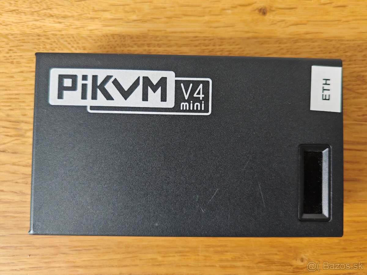 PiKVM V4 Mini – KVM over IP, komplet príslušenstvo