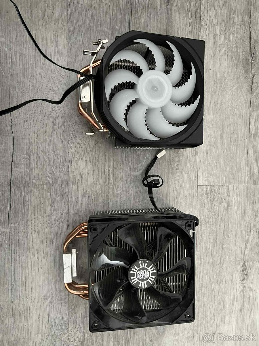 2 chladice na procesor