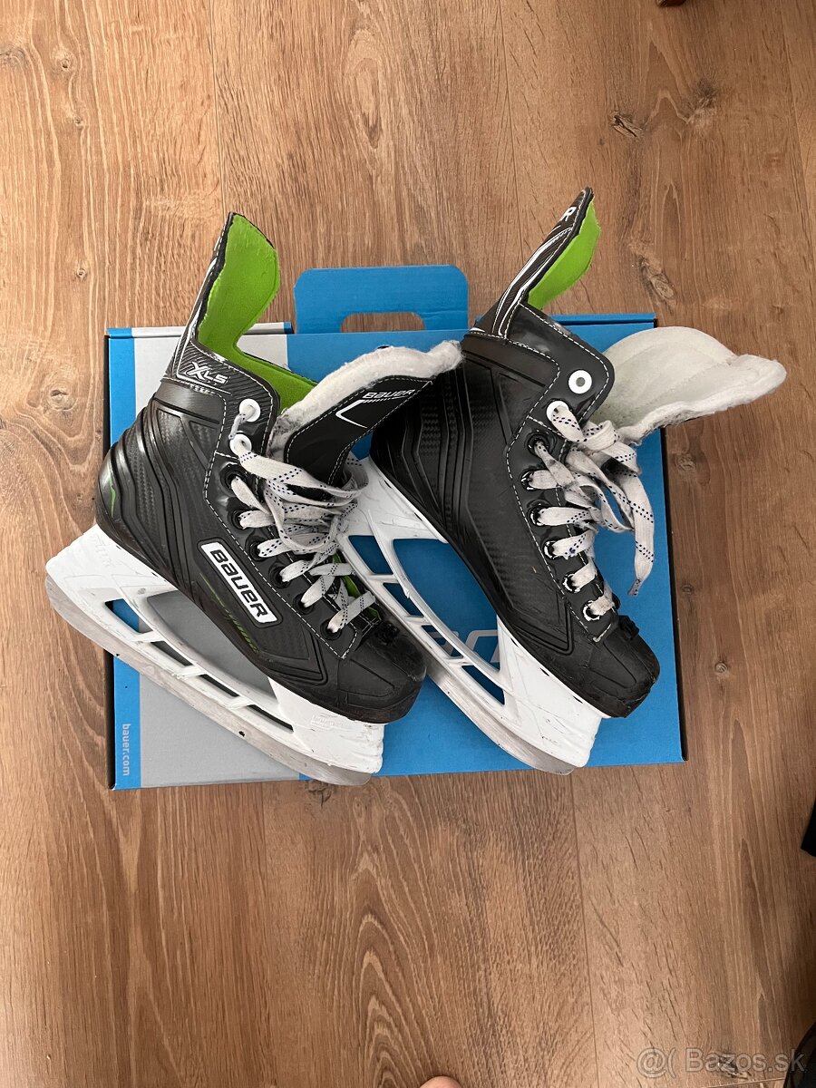 Predam detske korcule Bauer