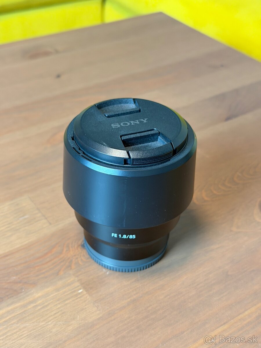 Sony FE 85mm f/1.8