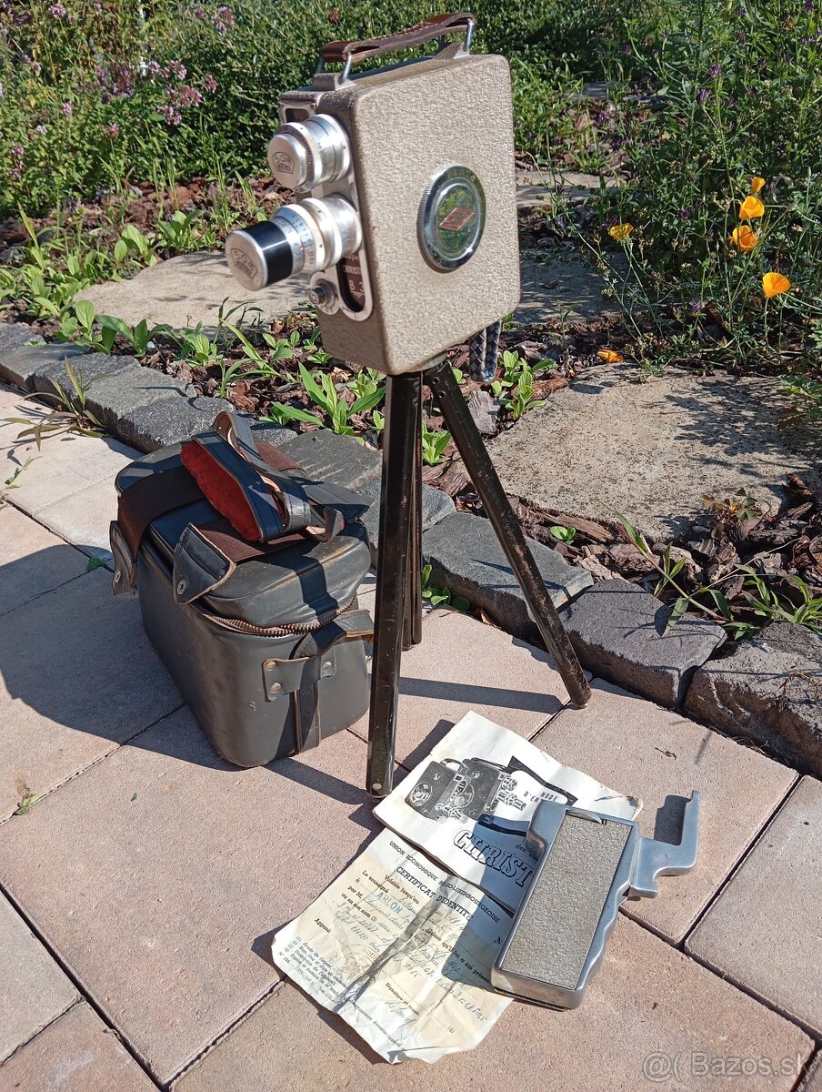 Pekná starožitná kamera Christen. . .