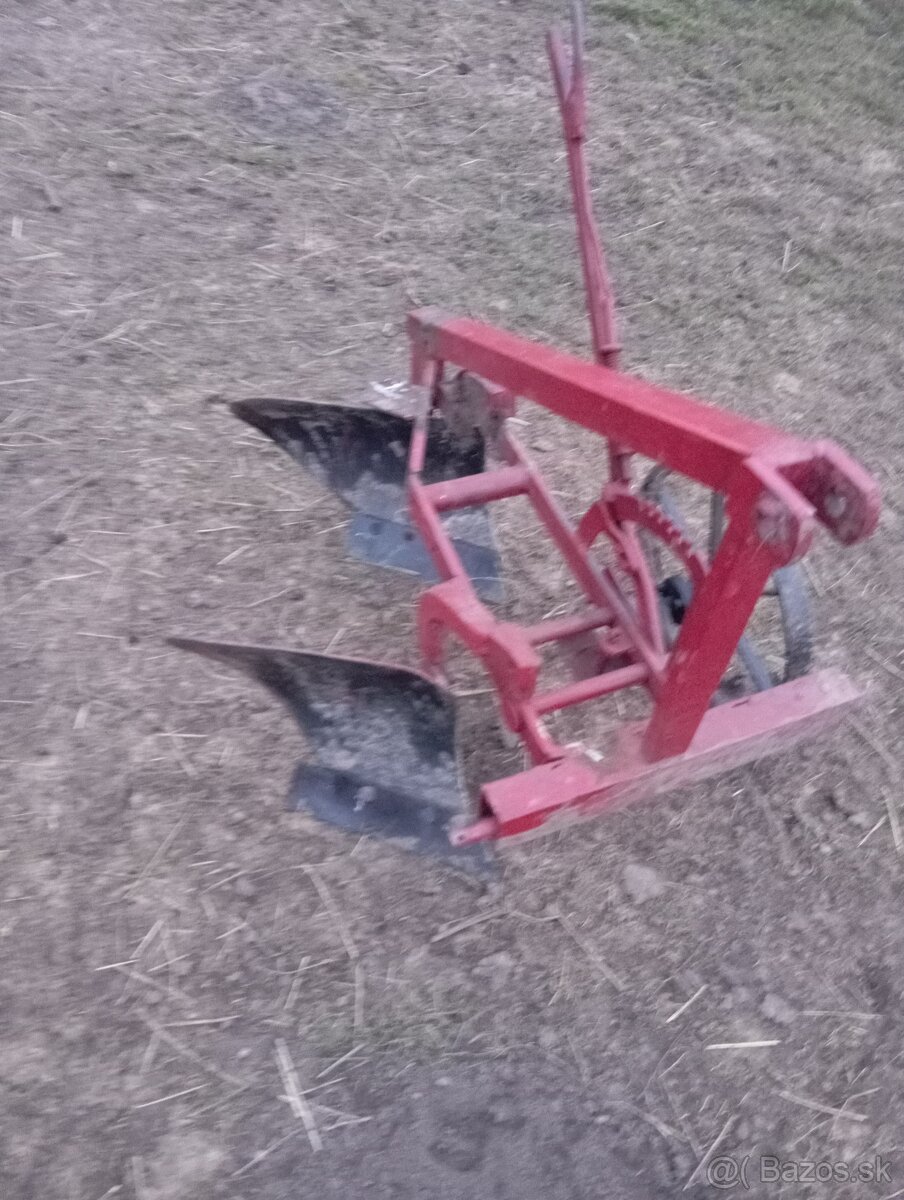 Pluh za malotraktor