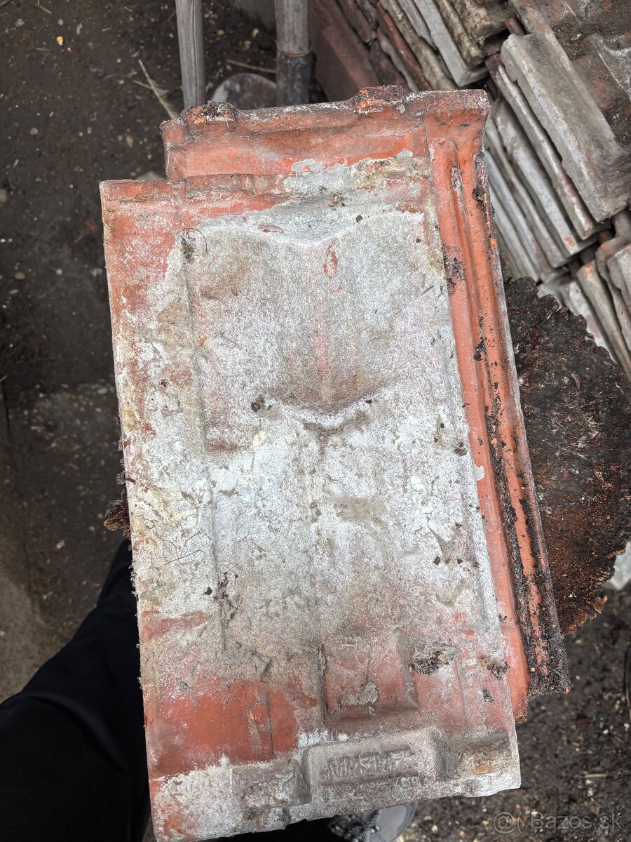 Staré škridly na predaj v Dunajskej Strede