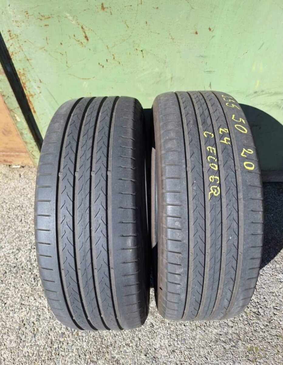 235/50R20 Continental