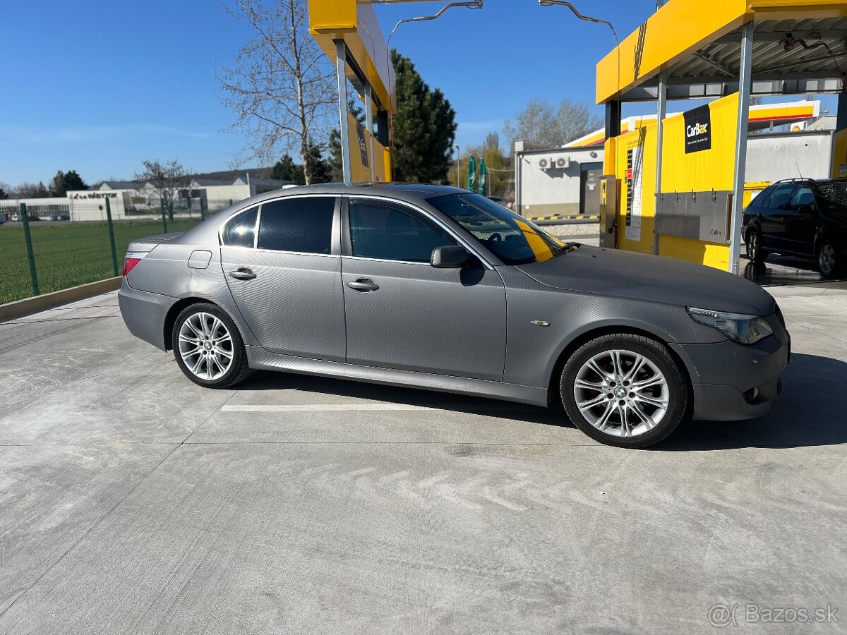 BMW 530xd 6q manual