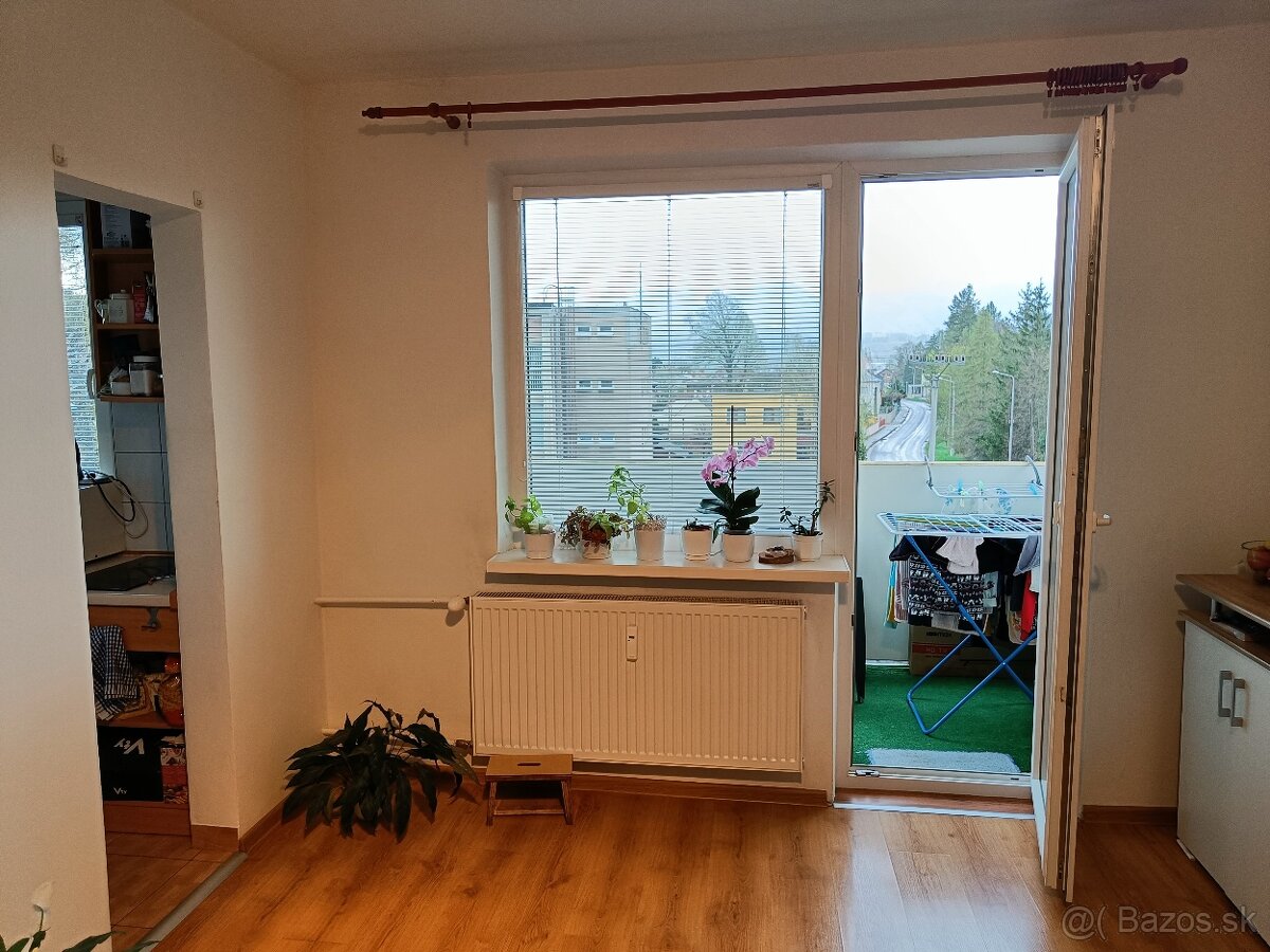 PONÚKAM PODNÁJOM/ PRENÁJOM 1 IZBOVÉHO BYTU MARTIN- ĽADOVEŇ