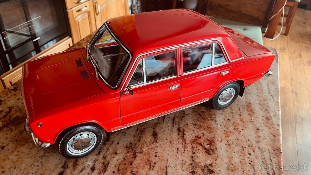 Predám model 1:8 od Hachette Žiguli - VAZ-2101