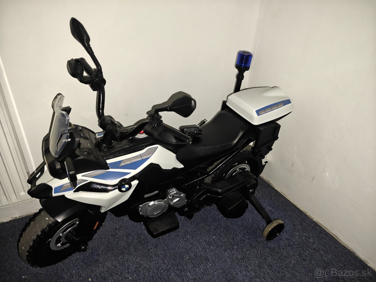 Detska elektricka motorka BMW