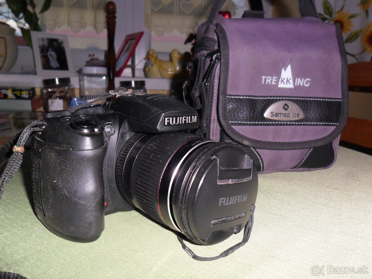 FujiFilm Finepix HS20 EXR