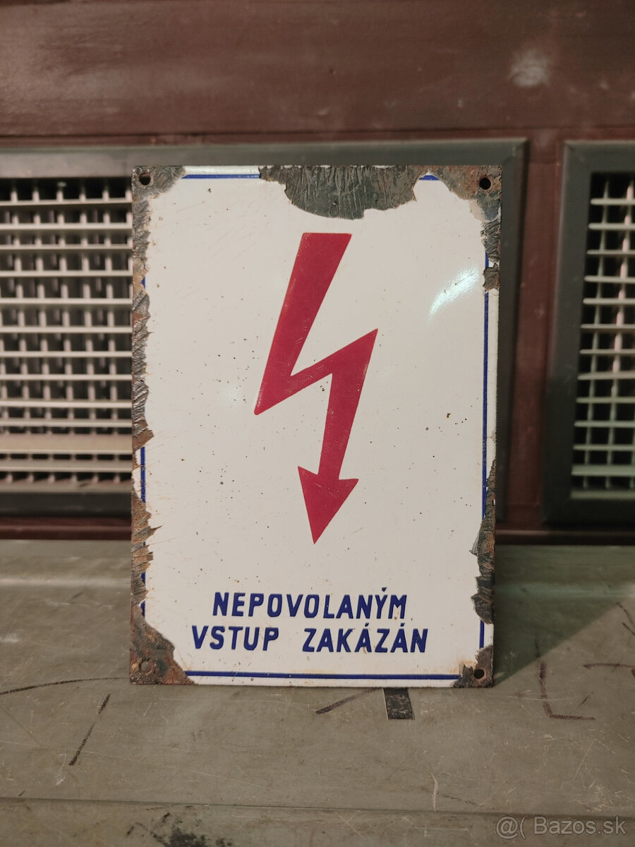Retro smaltované tabulky