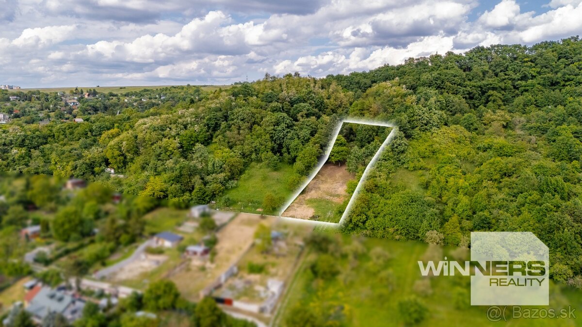 Pozemok s výmerou 1.935 m2 na výstavbu chaty, ul. Bažantia