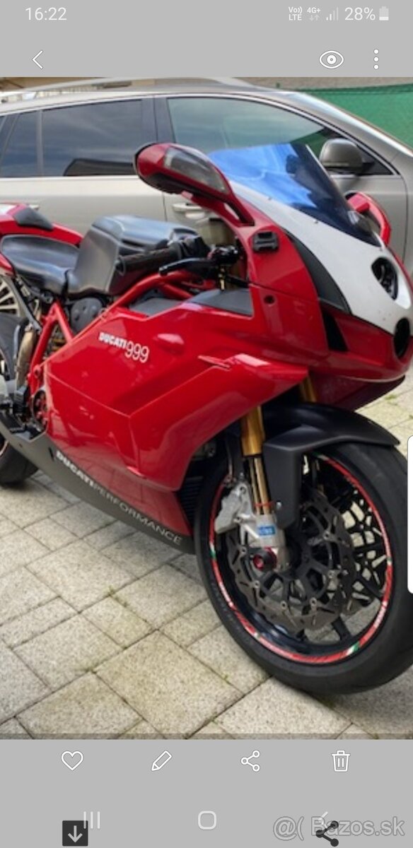Predam ducati 999s