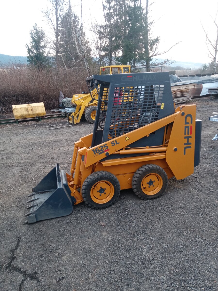 Bobcat Gehl smykovy nakladac