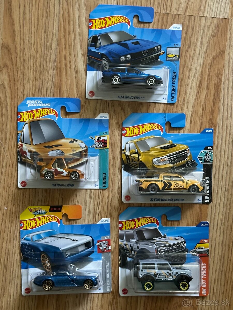 Hot wheels autíčka nové neotvorené 5 kusov (L)