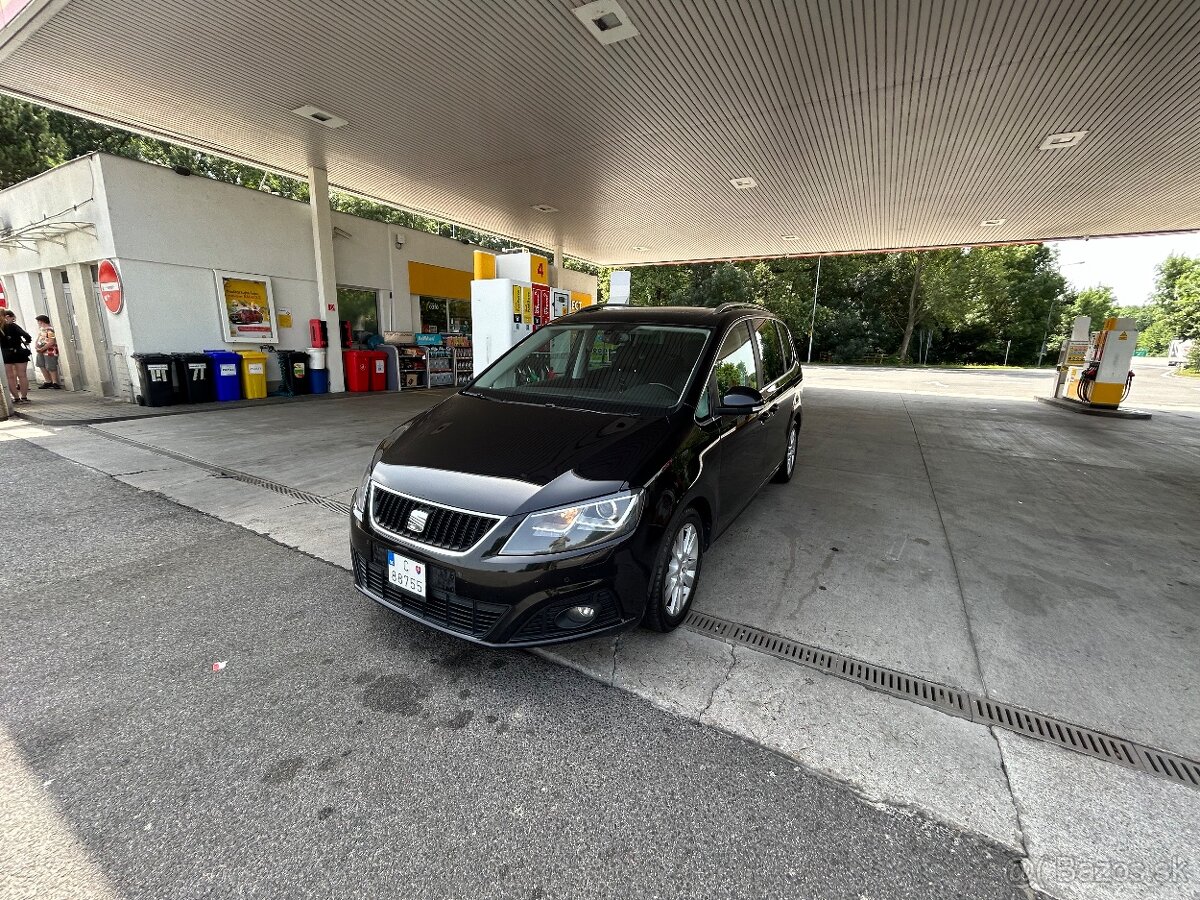 Priestranný a spoľahlivý – Seat Alhambra 2011, DSG, full výb