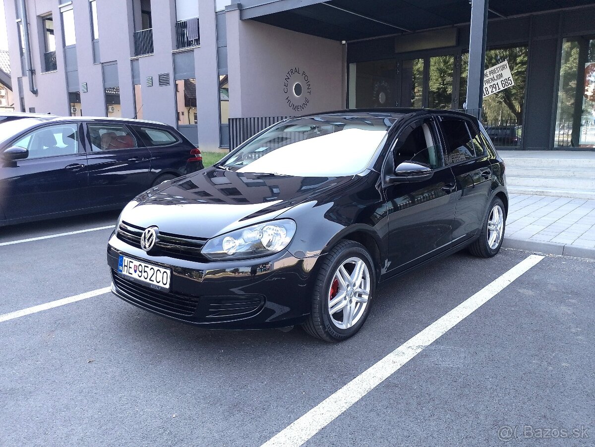 Golf VI.