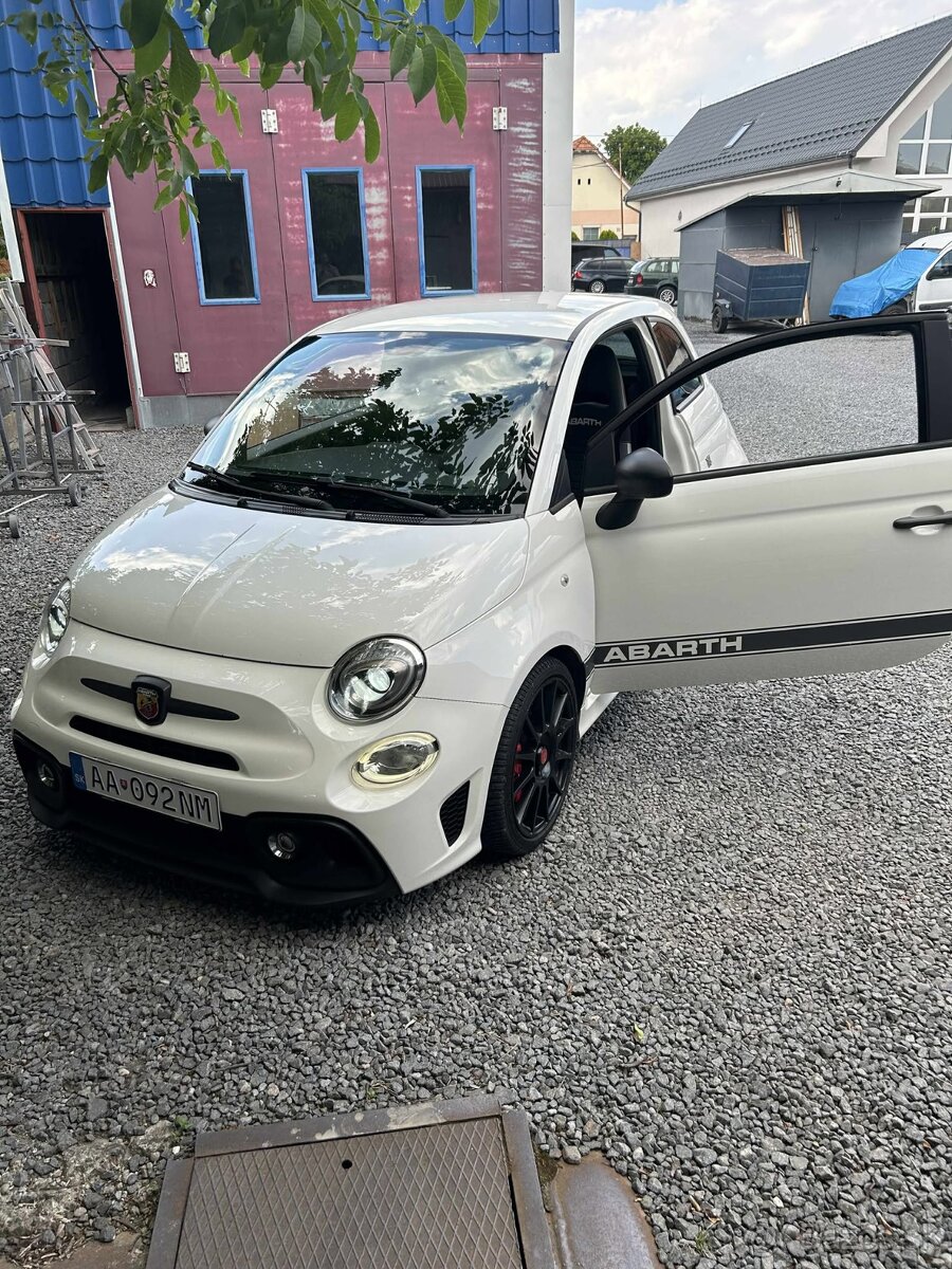 Abarth 595 Competizione