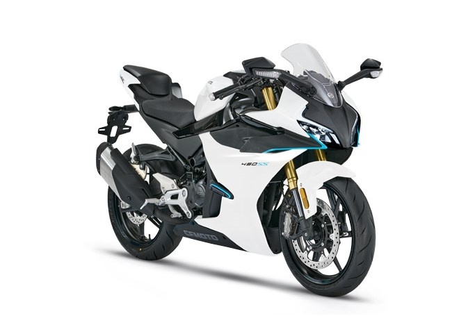 Rozpredám CF MOTO 450 SR