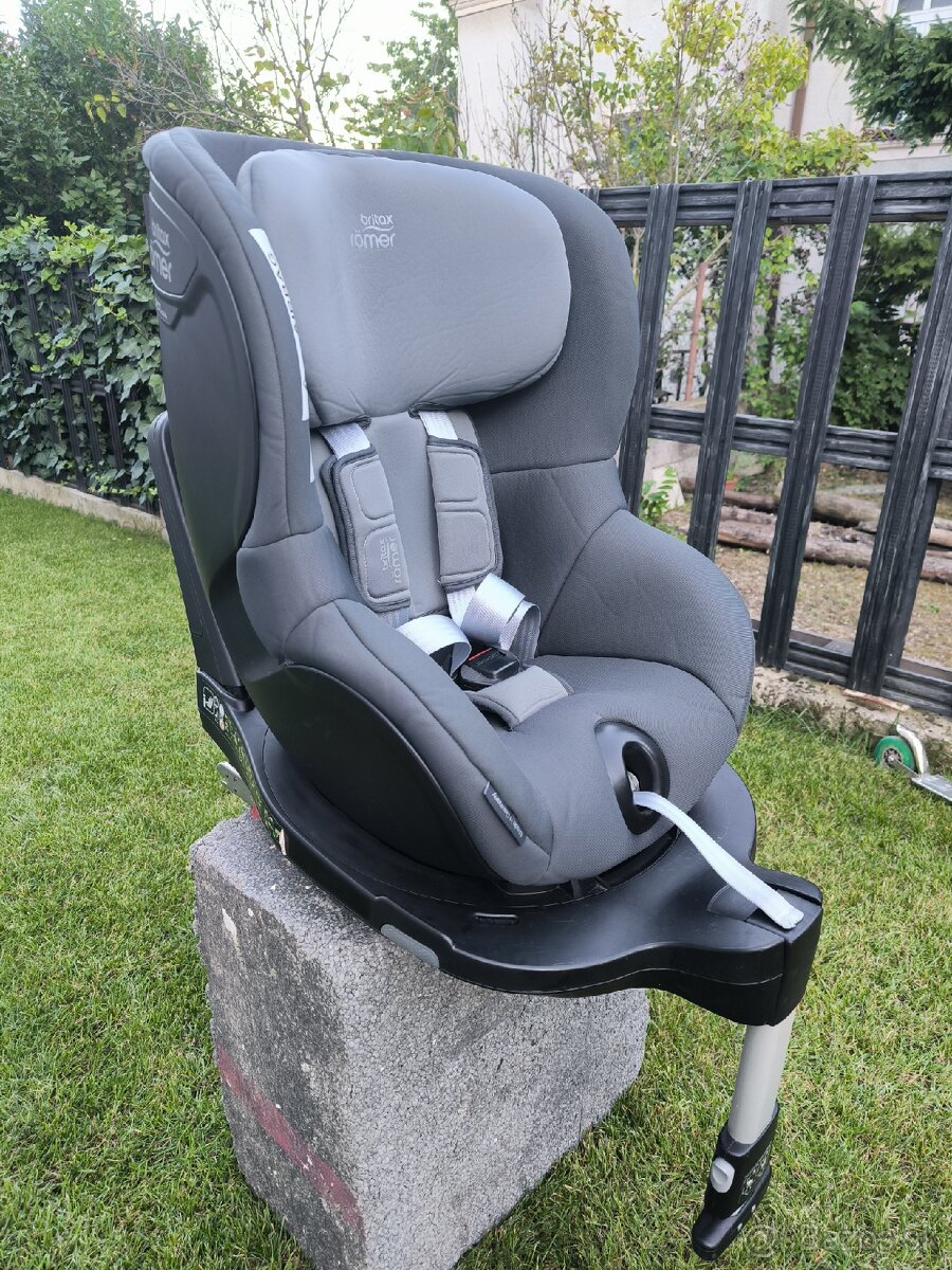 Predám detskú autosedačku Romer Britax Dualfix i-size