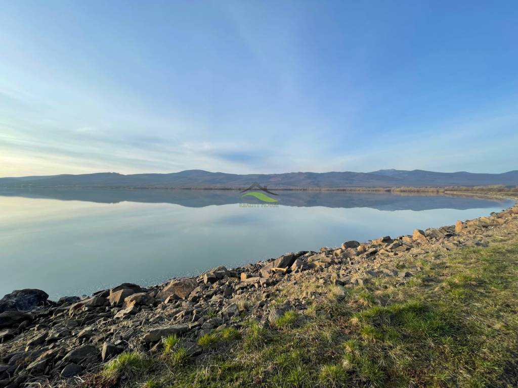 Pozemok v rekreačnej oblasti Zemplínska Šírava