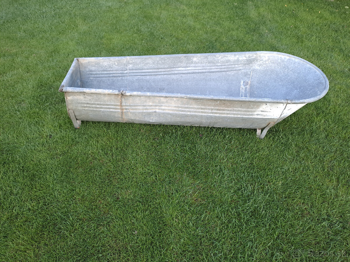 Plechová vaňa