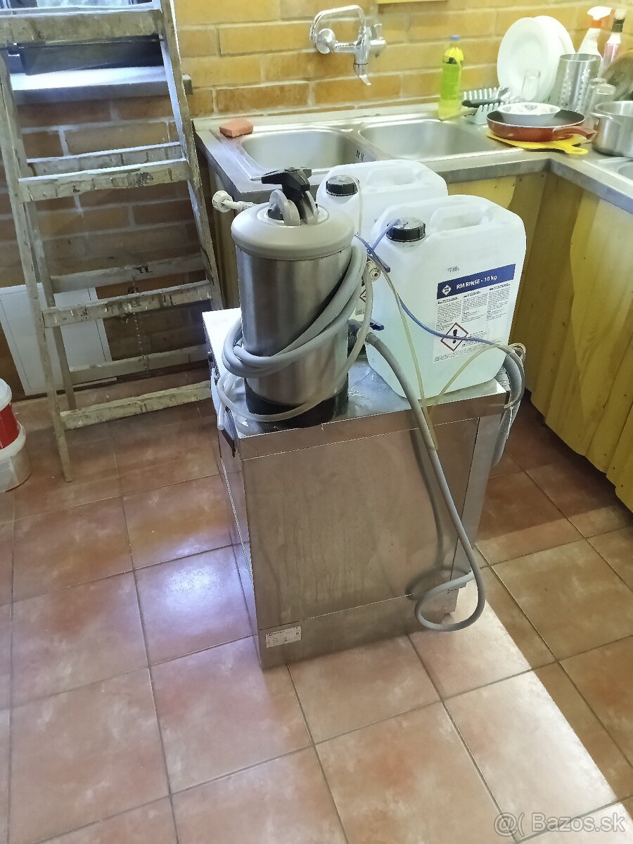 Predám gastro umývačku
